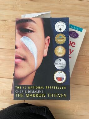 Cherie Dimaline The Marrow Thieves - Book